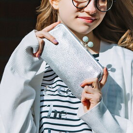 【本革 レザー】ペルケ ワンステップで中身が見渡せる使いやすい長財布　アクリル玉がま口長財布／ペルケ（perche'）