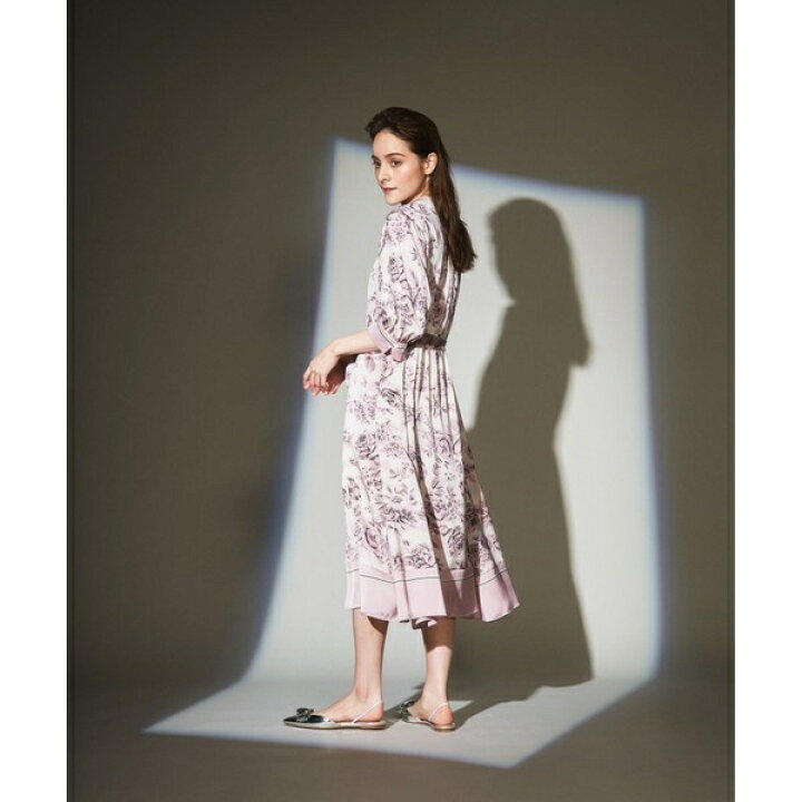 楽天市場】ラインフラワープリントワンピース／グレースコンチネンタル  