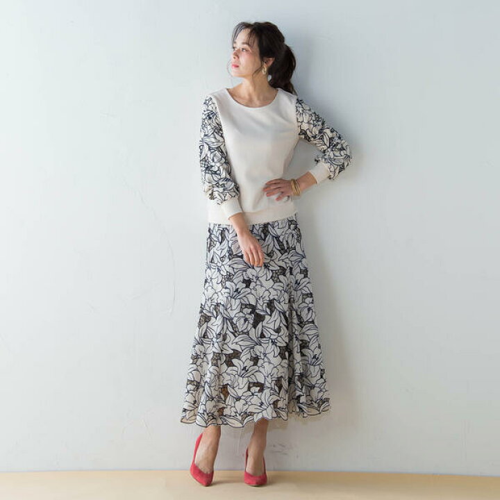 楽天市場】フラワーカットワーク刺繍フレアスカート／ビアッジョブルー 