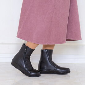 サイドジップ本革インヒールショートブーツ／JS ハートレーベル（JS Heartlavel）