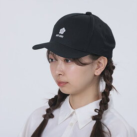 ロゴエンブロ キャップ／マリークワント（MARY QUANT）