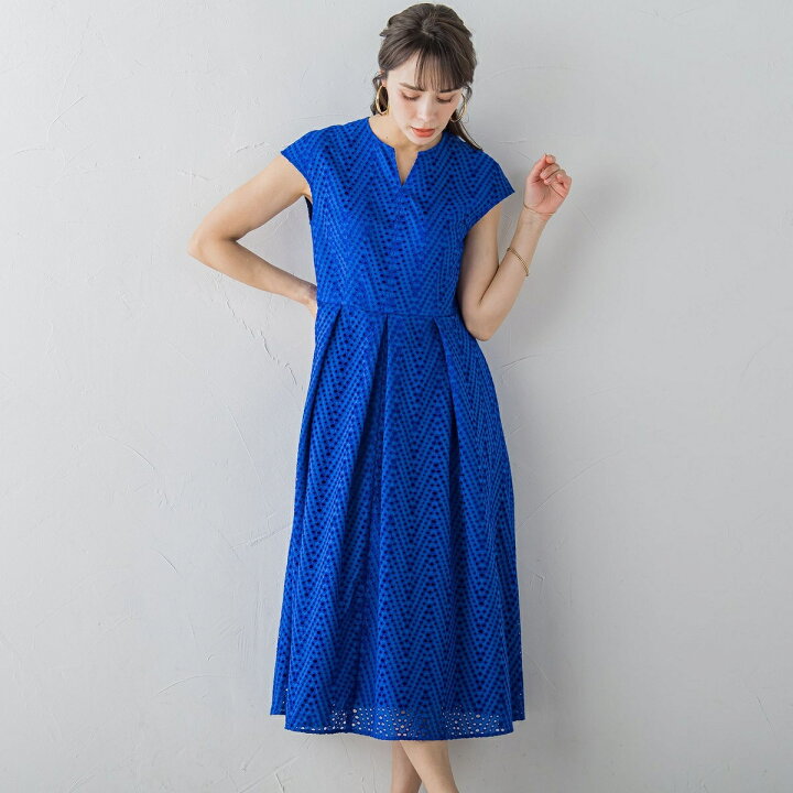 楽天市場】サークルスクエア刺繍ワンピース／ビアッジョブルー 