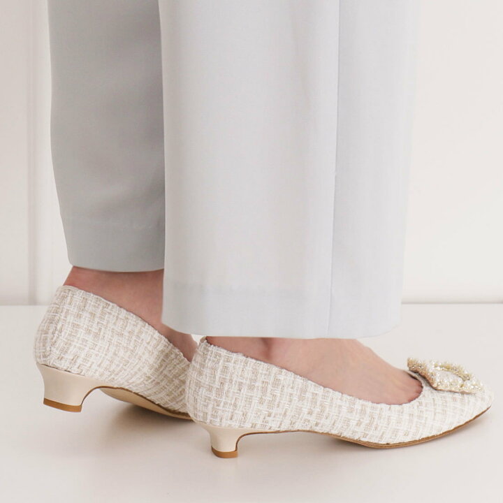 楽天市場】【24春夏新作】パールビジューバックルローヒールパンプス  