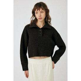 BUTTON UP HI NECK KNIT トップス／マウジー（MOUSSY）