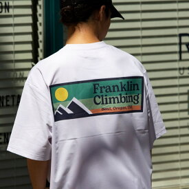 【限定展開】【Franklin Climbing】バックプリント 半袖Tシャツ／フレディ＆グロスター（FREDY＆GLOSTER）