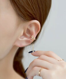 ビジュー付きリボンイヤーカフ／アネモネ（ANEMONE）