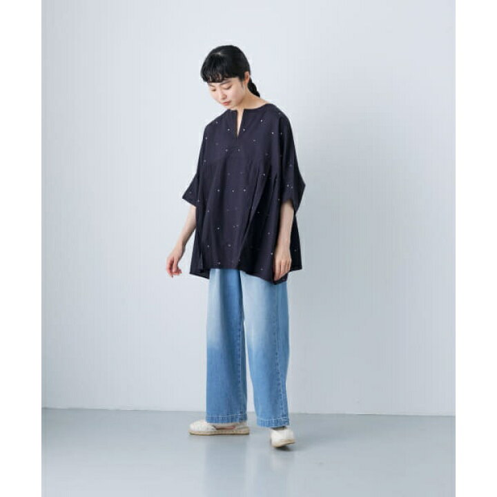 新品◎かぐれ◎ドット刺しゅうワイドプルオーバー 