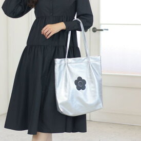 デイジーパッチソフト トート／マリークワント（MARY QUANT）