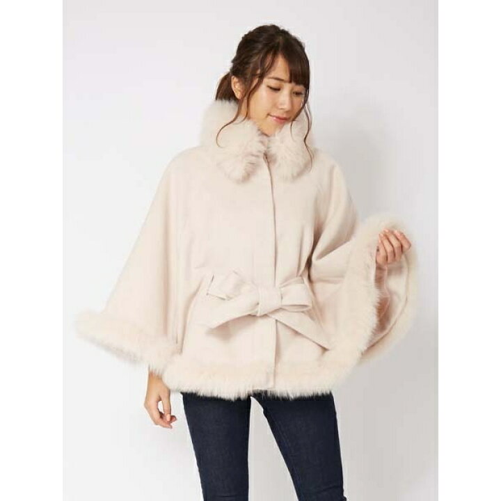 Cecil Mcbee ホワイトニットポンチョ Cecil Mcbee ホワイトニットポンチョ