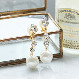 楽天市場 パールビジューイヤリングの通販