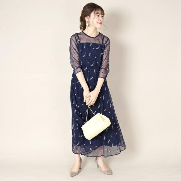 楽天市場】little black：フラワー刺繍ワンピース 