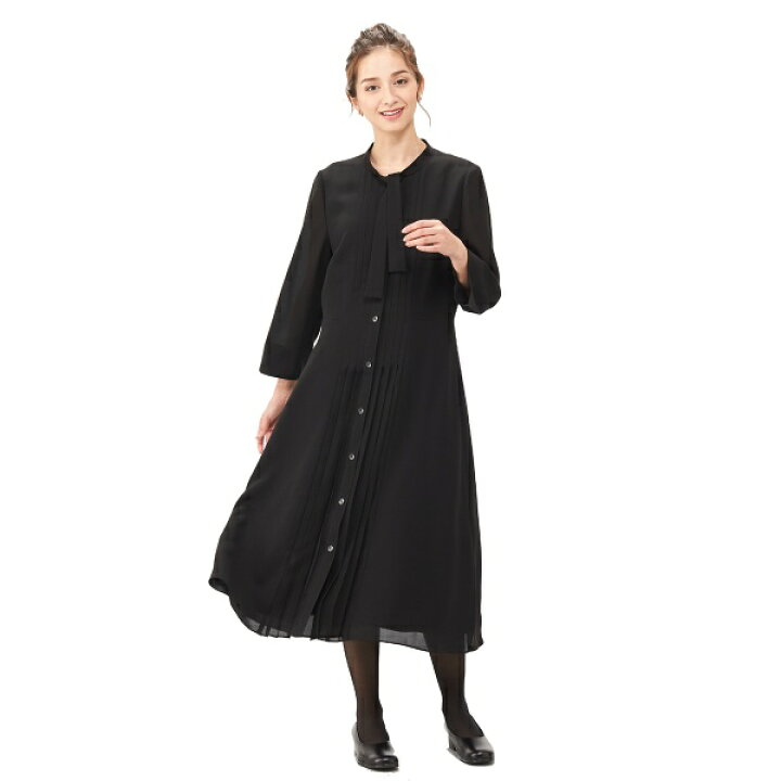 楽天市場 ブラックフォーマル 夏 タイネック前ボタン仕様のタックプリーツワンピ 喪服 レディース 礼服 ソリテール Soriteal 丸井 マルイ 楽天市場店
