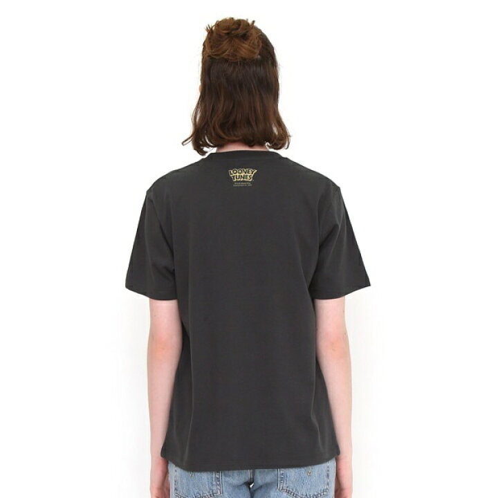 楽天市場】【ユニセックス】コラボレーションTシャツ/バッグスバニー 