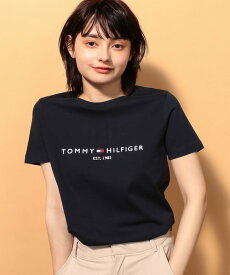 エンブロイダリーコットンTシャツ／トミー ヒルフィガー（Tommy Hilfiger）