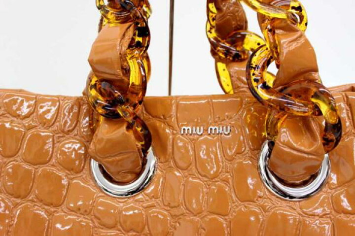 楽天市場】【miumiu】ミュウミュウ パテントレザーショルダー トート 