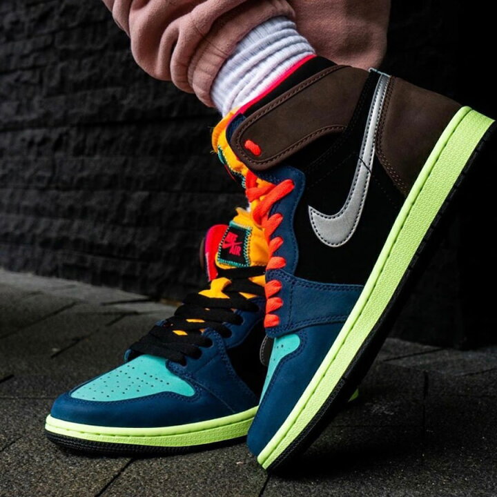 NIKE エアジョーダン1 バイオハック