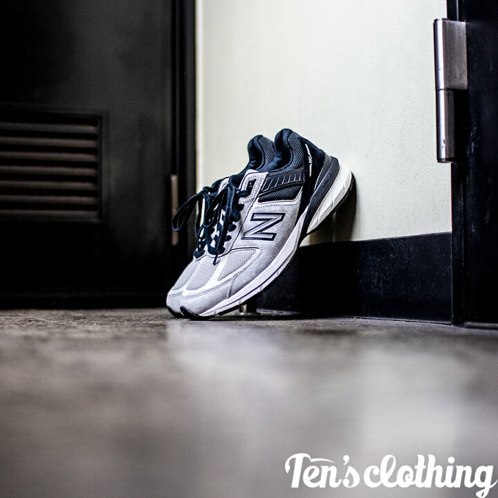 New Balance 990v5 グレー/ホワイト スニーカー