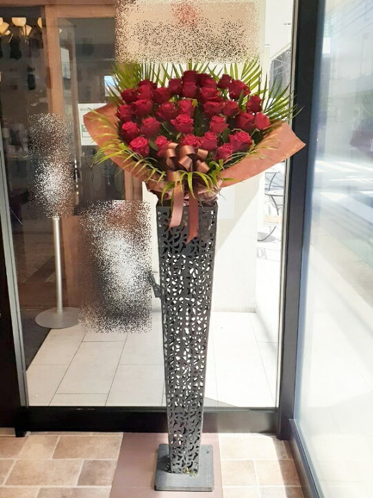 楽天市場 St1n032 レッドバラ30本 ブーケスタンド花 黒ブリキ 地域限定商品 東京 神奈川 埼玉 千葉 郡部や遠方ng 近隣地域もokですが一度お問い合わせ下さい 飯島生花店