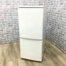 シャープ 冷蔵庫 2ドア 137L つけかえどっちもドア ホワイト SJ-D14C-W 2017年製 【中古】