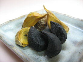 【青森県産にんにく使用】熟成　黒にんにく【200g入り】