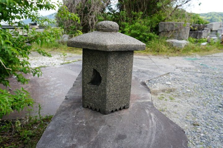 楽天市場】天然御影石 寸松庵 灯籠 一尺サイズ : 石工房 オオワタ