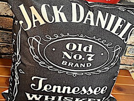アメリカン雑貨 クッション JACK DANIEL'S WHISKEY ジャックダニエル ウイスキー 抱き枕 インテリア ギフト プレゼント