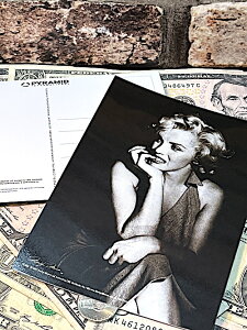 AJG |XgJ[h Marilyn Monroe D }[ G͂ 莆 nKL bZ[WJ[h m D