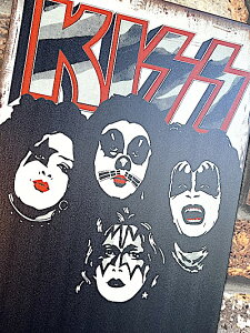 �A�����J���G�� �u���L�Ŕ� KISS �L�b�X �|�X�^�[ �A�[�g A4�T�C�Y ���^���T�C�� �Ǐ��� �p�u �o�[ �X�� �K���[�W �f�B�X�v���C ROCK �|�[���E�X�^�����[ �G�[�X�E�t���[���[ �W�[���E�V�����Y