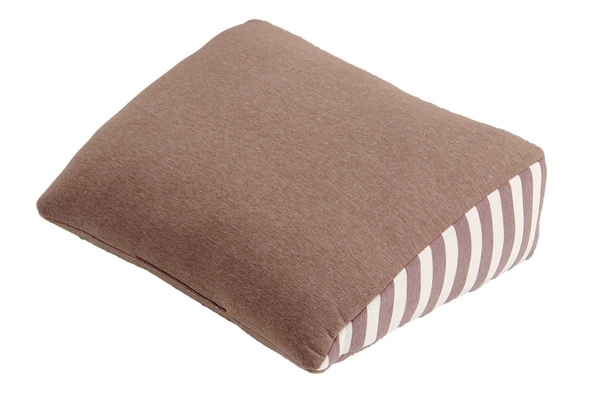 寝具 枕 足枕 45×35×13cm シンプル クッション 足枕 フットケア ふくらはぎ むくみ 疲れ 対策 睡眠 シンプル ウレタン 約45×35cm ブラウン【ブラウン】
