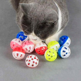 猫用 おもちゃ ボール 発声 鈴 インタラクティブ 玩具 多色 プラスチック 中空 軽量 ペット用品 遊び心 刺激 転がり 音鳴り