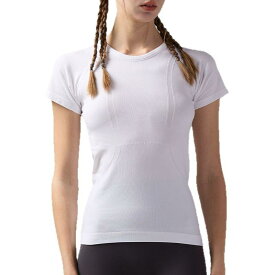 ヨガウェア レディース シームレス スリムフィット 細見え スタイルアップ 通気性 吸汗速乾 ストレッチ 伸縮性 半袖 トップス ランニング フィットネス ジム トレーニング スポーツ