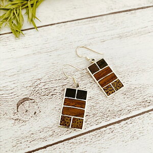 AeB[NVo[EbhsAX`_^C̃oRNŎdꂽ̃ANZT[_ʌi