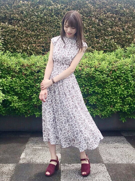 楽天市場 Sale 50 Off 花柄シャーリングワンピース 31 Sons De Mode トランテアン ソン ドゥ モード ワンピース 半袖 ワンピース ホワイト グリーン ブラウン Rba E 送料無料 Rakuten Fashion 31 Sons De Mode