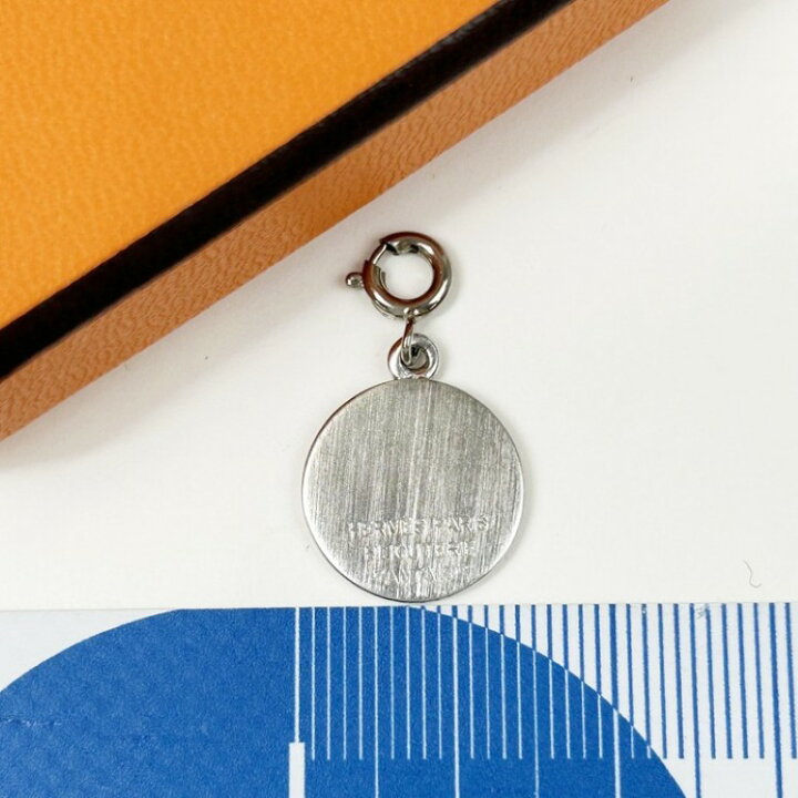 楽天市場】HERMES エルメス チャーム セリエ シルバー系 メタル 