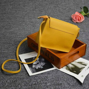 bolsa �t�F�~ Famous �u�����h �~�j Crossbody �� ���� ���b�Z���W���[ �o�b�O Small ���� Shou