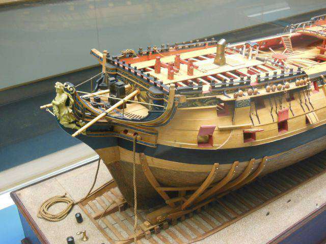 楽天市場 英国王室  大砲戦艦  木製モデルキット