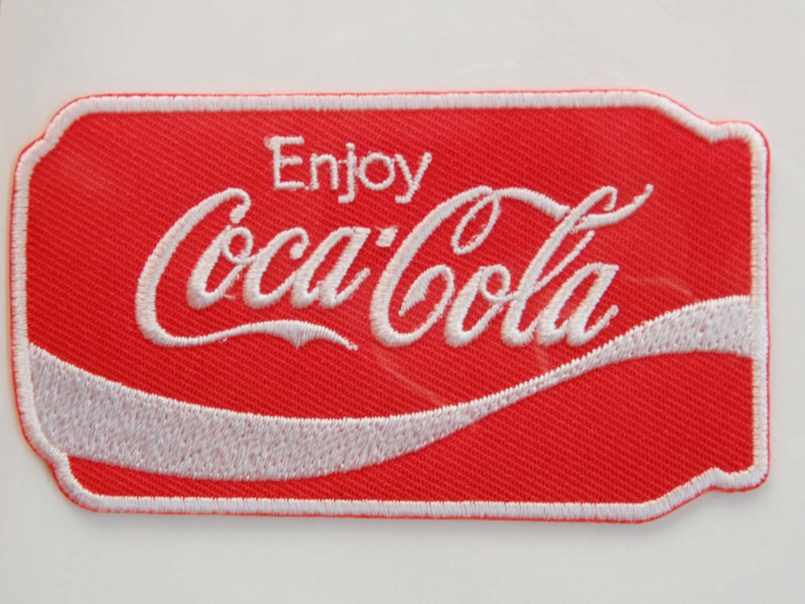 コカ コーラ ｃｏｃａ ｃｏｌａ ｃｏｃａ ｃｏｌａ ｃｃ ｅ８ ワッペン ｅｍｂｌｅｍ Enjoy 缶 ｃｏｃａ ｃｏｌａ スーパーセール