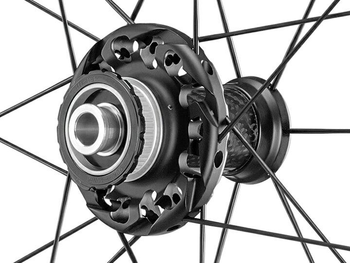 楽天市場】FULCRUM Speed 40 CMPTZN DB 2WAY センター(F+R 