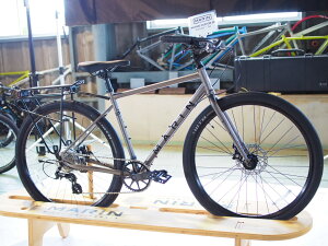 MARIN(}) NICASIO CUSTOM(jJVIJX^) SE ALTUS  2025