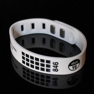 �u���X���b�g �����Y ���f�B�[�X �V���R���u���X���b�g 846YAJIRO New Plasma Silicone Bracelet WHITE �X�|�[�c�u���X���b�g ���C�u���X���b�g �h�� ��J�� ���J�o���[ �u���� �W���� ���_�� �X�|�[�c
