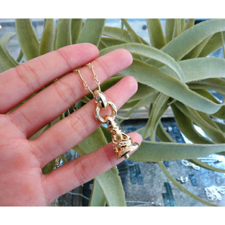 楽天市場】【LONE ONES ロンワンズ】Crane Bell Pendant (S) w Silk Link-18K Yellow Gold w 4Dia クレーンベル Sサイズ ウィズシルクリンク イエローゴールド ダイヤモンド ベール付き バチカン付き ベルペンダント ベルチャーム 鈴 : シルバーアクセサリー925広島