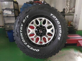 新品 Jeep ジープ ラングラー JL JK タイヤホイール 4本セット トーヨータイヤ オープンカントリー RT 265/70R17 285/70R17 17インチ LEXXEL InFerno