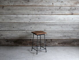 【ポイント2倍！9日20:00〜16日01:59まで】アイアンスツール Iron stool ヴィンテージ加工を施したパイン無垢材とアイアンのコンビネーションが際立つスツール インダストリアル アデペシュ