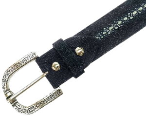 QUATTOROGATTI1686STINGRAYNAVYBELTクアトロガッティスティングレーガルーシャエイ革ベルトネイビー(ホワイトライン)×シルバー105cmmまで対応(カット可能)ベルト幅40mm※正規代理店取寄商品