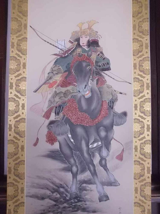 楽天市場】掛軸 武者（黒馬） 森 雪堂 美術年鑑掲載作家 掛け軸 全国 