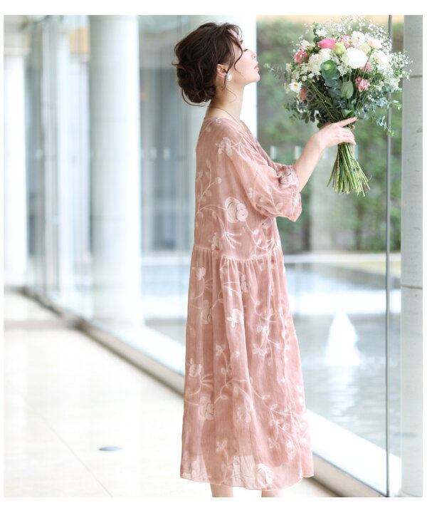 楽天市場】キャミソール付き薔薇刺繍のエレガントなワンピース  