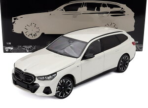 �~�j�J�[ 1/18 BMW 5�V���[�Y i5 �~�j�`�����v�X MINICHAMPS 1/18 BMW 5-SERIES i5 M60 TOURING (G61) SW STATION WAGON 2024 WHITE MET 110023601
