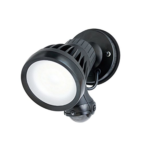 クラス最高レベル※の明るさと防水性を実現※住宅用センサライト1灯用において。2014年11月メーカー調べ。 OPTEX LA-10PROLED ブラック [LEDセンサーライト（ON/OFFタイプ）]
