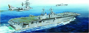 zr[{X 1/700 AJCR Pg NT[ LHD-4 vf