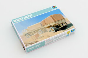 トランペッター 1/35 M1082 LMTV トレーラー プラモデル